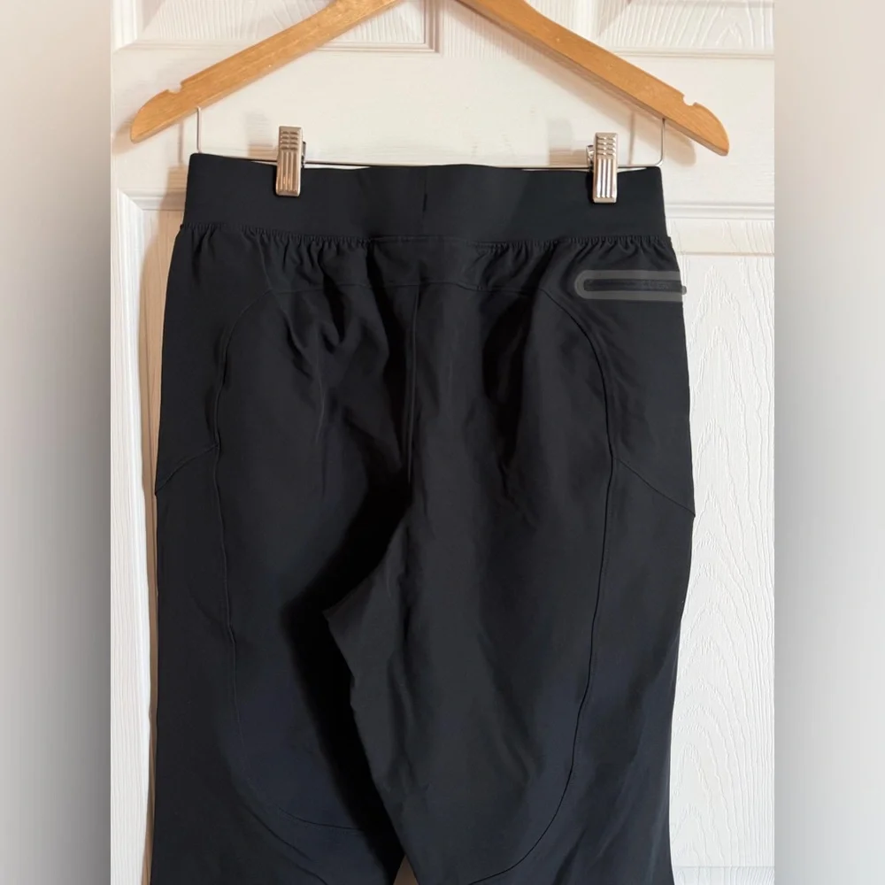 Under Armour Unstoppable Men's Joggers - Size Medium (NWT) - Picture 5 of 6